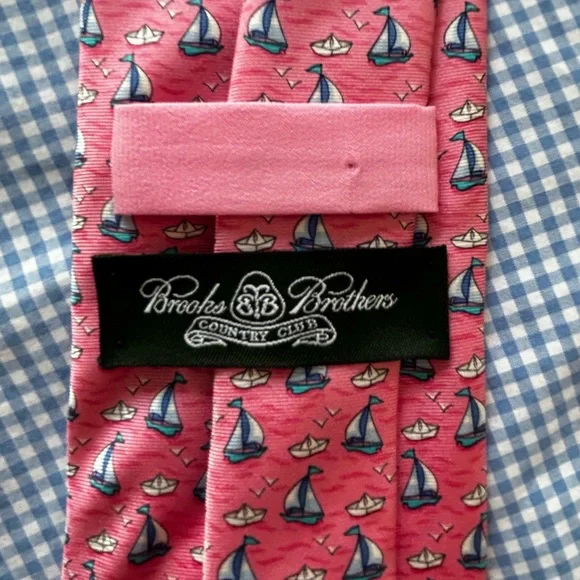 Brooks Brothers silk tie – pink with light blue sailboats – NWT - Picture 2 of 7